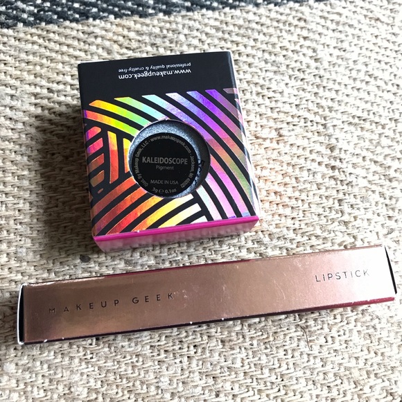 makeup geek Other - NIB Makeup Geek 2pc duochrome pigment & Lipstick